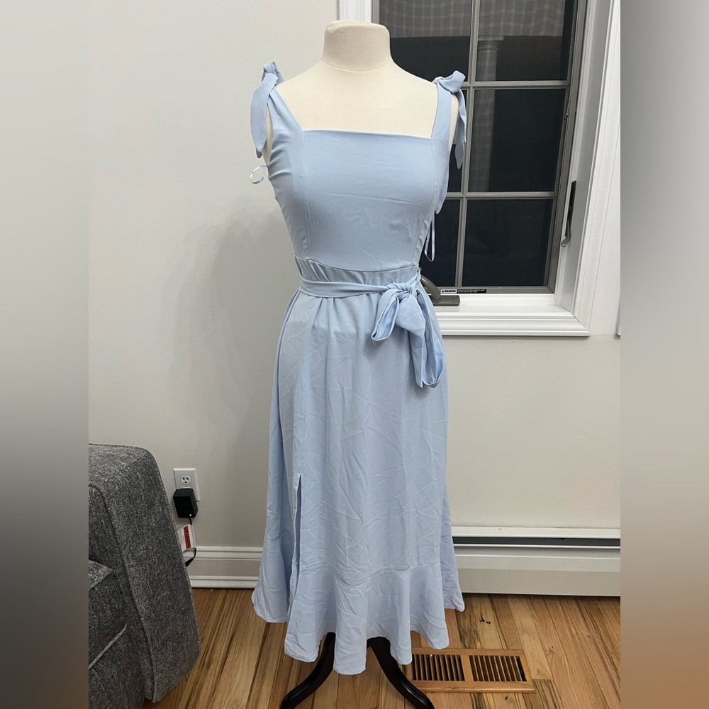 Anrabess NWTS tie front and shoulder dress in sky‎ lavender blue size small